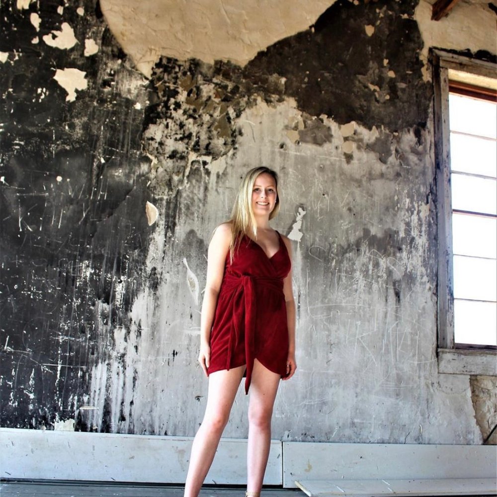 Velvet Romper - Picture 5 of 6